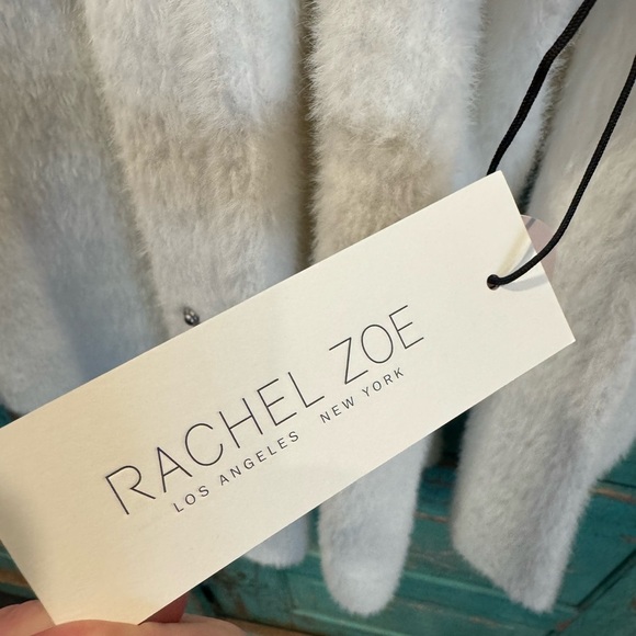 Rachel Zoe White Fuzzy Cardigan- super COZY! Wear as a shirt or jacket!zoom in👀 - Picture 9 of 9